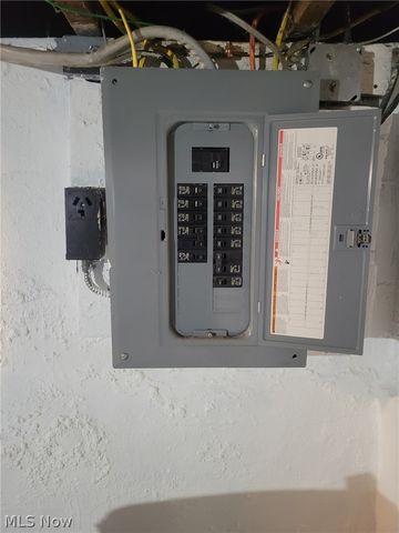 3852 W 41st Street, Cleveland, OH 44109