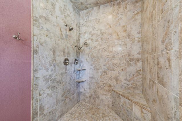 129 Country Air DR, Bastrop, TX 78602