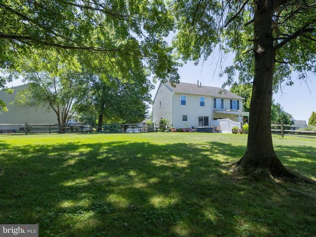 118 ABBEY LN, Telford, PA 18969
