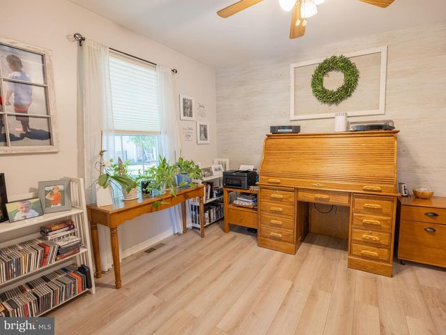 118 ABBEY LN, Telford, PA 18969