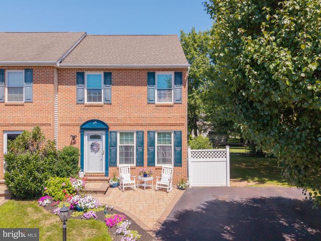 118 ABBEY LN, Telford, PA 18969