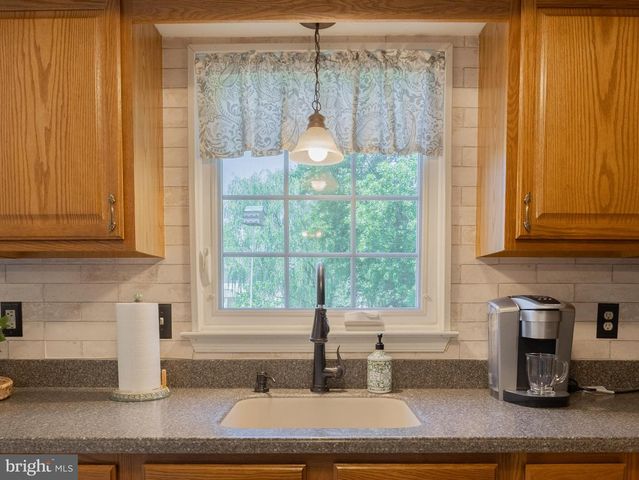 118 ABBEY LN, Telford, PA 18969