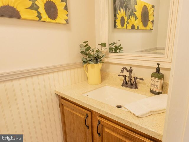 118 ABBEY LN, Telford, PA 18969