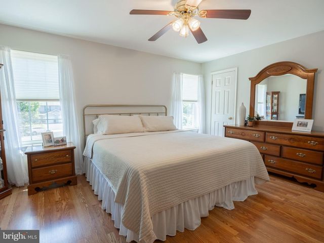 118 ABBEY LN, Telford, PA 18969