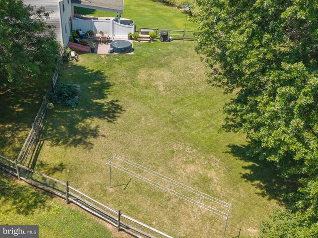 118 ABBEY LN, Telford, PA 18969