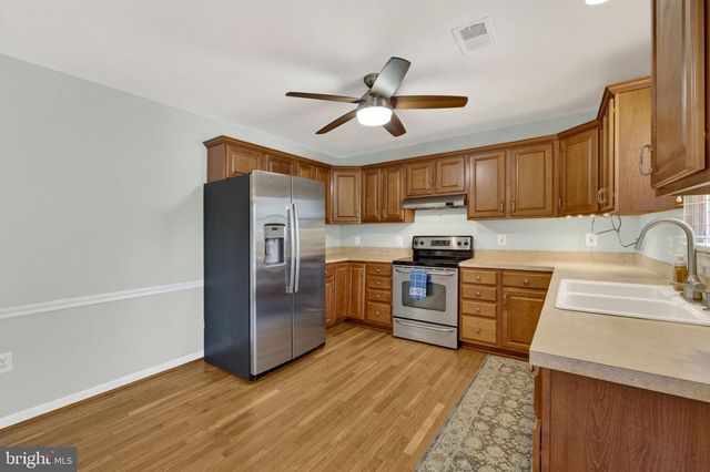 7074 GRAYS MILL RD, Warrenton, VA 20187