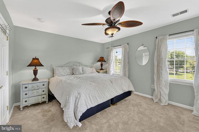 7074 GRAYS MILL RD, Warrenton, VA 20187