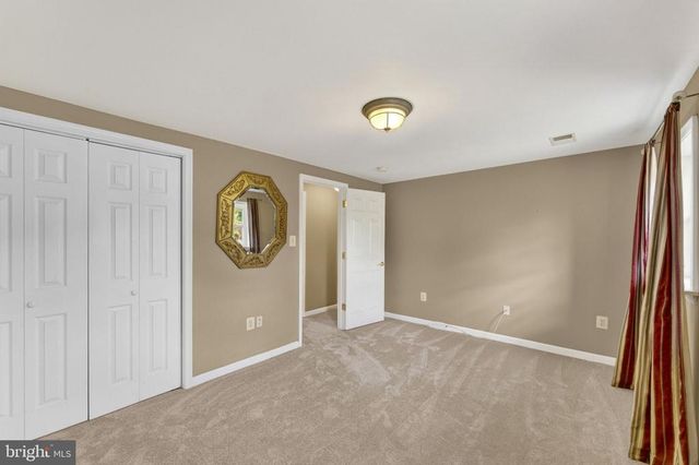 7074 GRAYS MILL RD, Warrenton, VA 20187