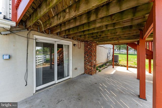 7074 GRAYS MILL RD, Warrenton, VA 20187