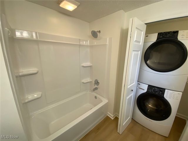 4210 Clinton Avenue, Cleveland, OH 44113