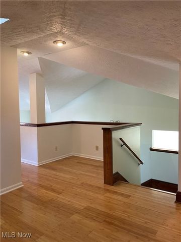 4210 Clinton Avenue, Cleveland, OH 44113