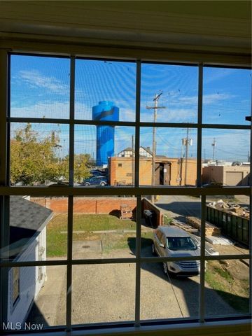 4210 Clinton Avenue, Cleveland, OH 44113