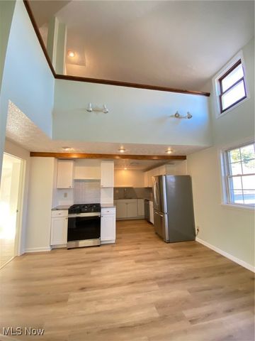 4210 Clinton Avenue, Cleveland, OH 44113