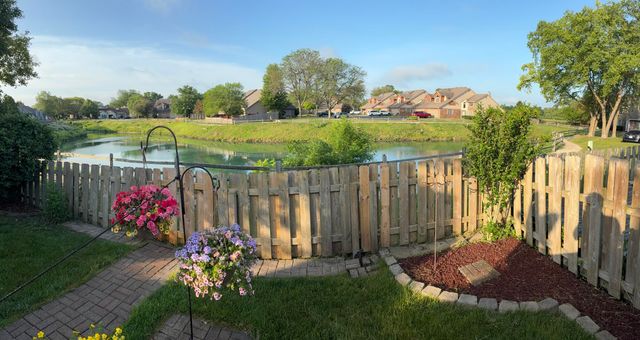 1765 Wedgewood Court, Crown Point, IN 46307