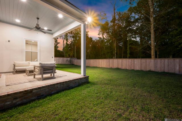 13475 Sawmill Dr, Baton Rouge, LA 70818