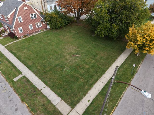 413 Jefferson Avenue, La Porte, IN 46350