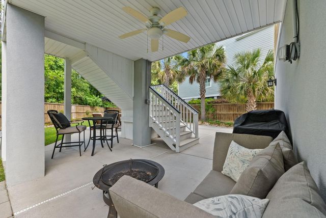 459 Sanders Farm Lane, Wando, SC 29492