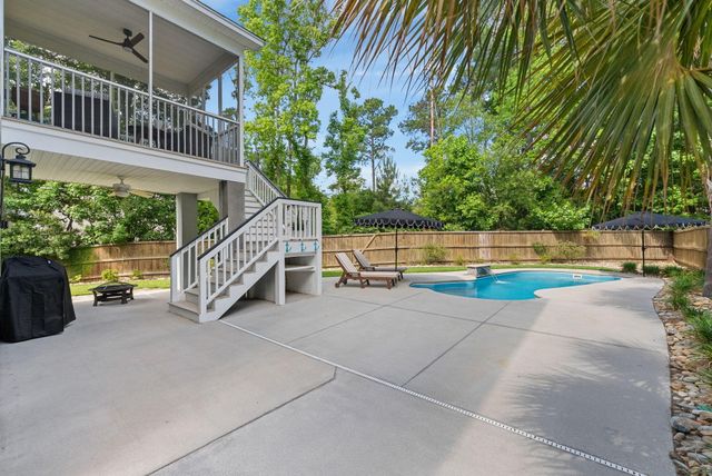 459 Sanders Farm Lane, Wando, SC 29492