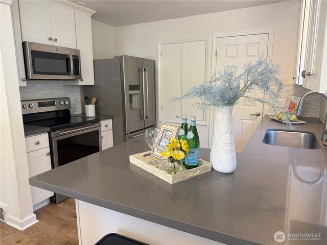 4329 NE 56th Street, Seattle, WA 98105