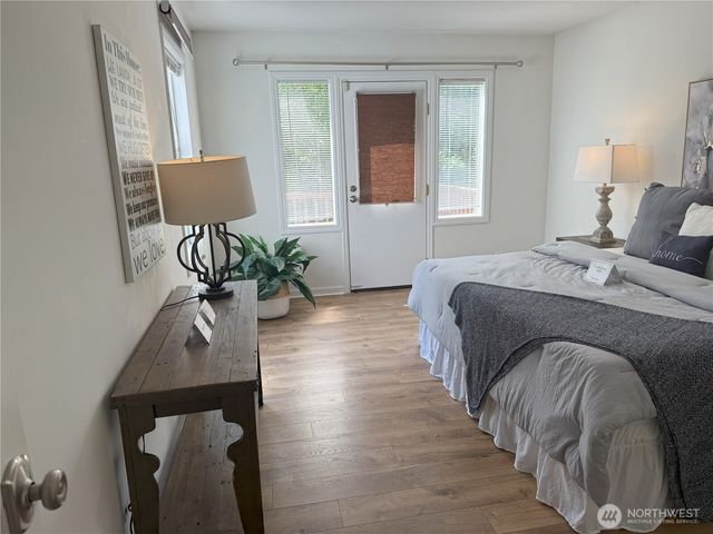4329 NE 56th Street, Seattle, WA 98105