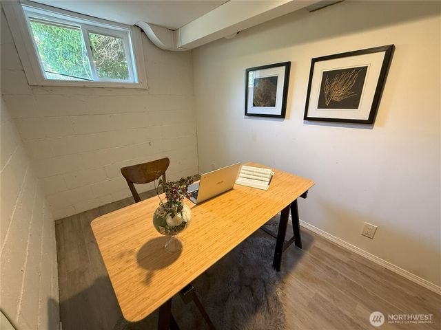 4329 NE 56th Street, Seattle, WA 98105