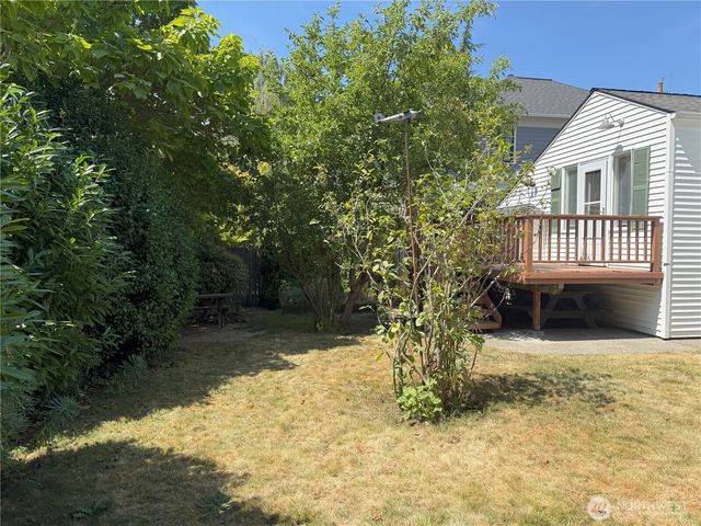 4329 NE 56th Street, Seattle, WA 98105
