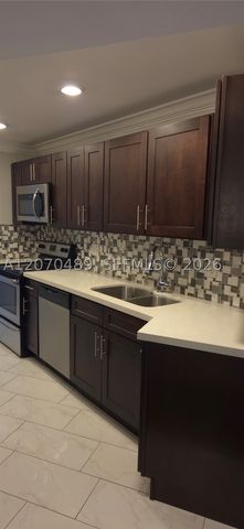 6901 Environ Blvd 5F, Lauderhill, FL 33319