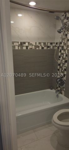 6901 Environ Blvd 5F, Lauderhill, FL 33319