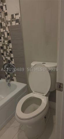 6901 Environ Blvd 5F, Lauderhill, FL 33319