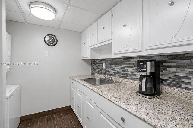 5055 NW 7th Street 112, Miami, FL 33126