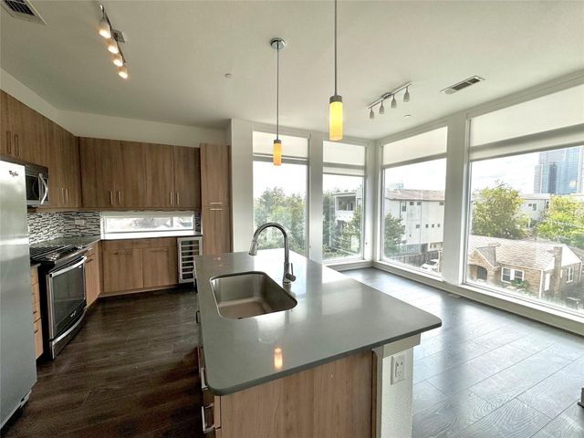 2111 Westheimer Road 1309, Houston, TX 77098