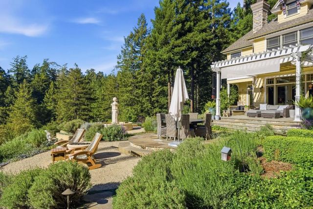 24431 Soquel San Jose Road, Los Gatos, CA 95033