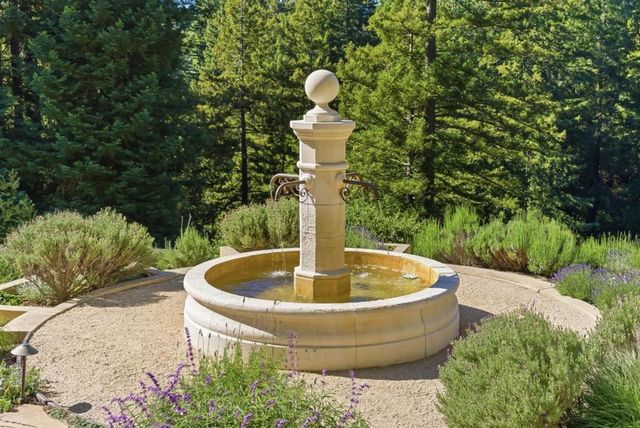 24431 Soquel San Jose Road, Los Gatos, CA 95033