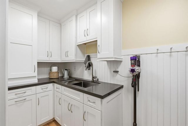 24431 Soquel San Jose Road, Los Gatos, CA 95033