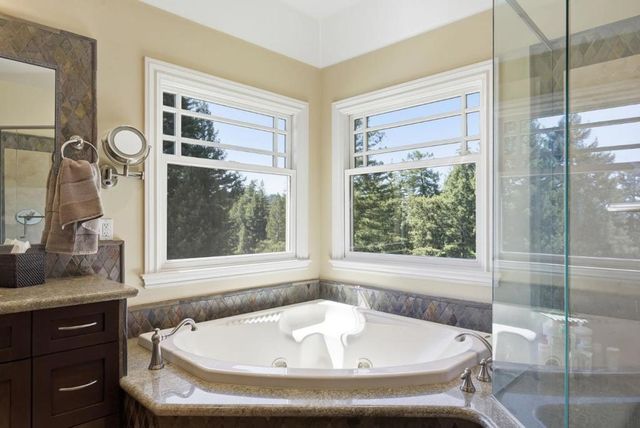 24431 Soquel San Jose Road, Los Gatos, CA 95033