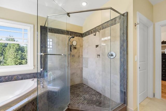 24431 Soquel San Jose Road, Los Gatos, CA 95033