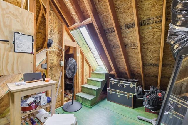 24431 Soquel San Jose Road, Los Gatos, CA 95033