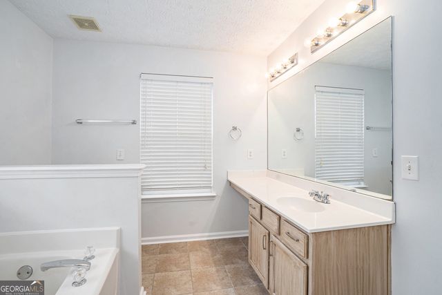 1099 Alysum Avenue, Lawrenceville, GA 30045