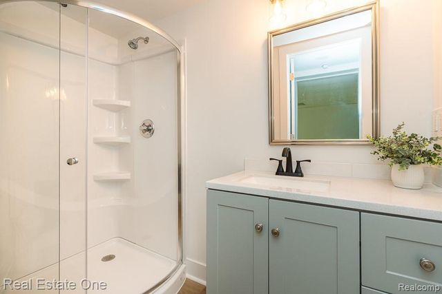 1430 Stockport Drive, Rochester Hills, MI 48309