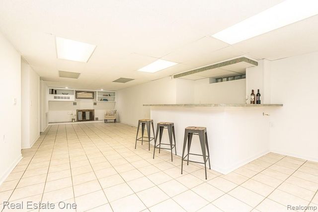 1430 Stockport Drive, Rochester Hills, MI 48309