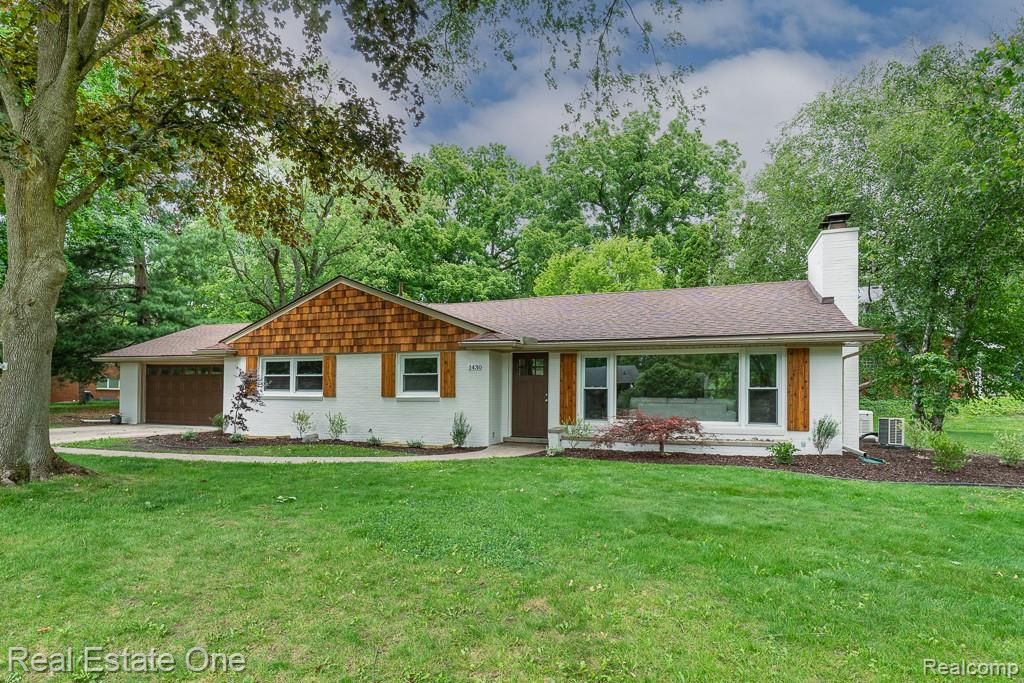 1430 Stockport Drive, Rochester Hills, MI 48309