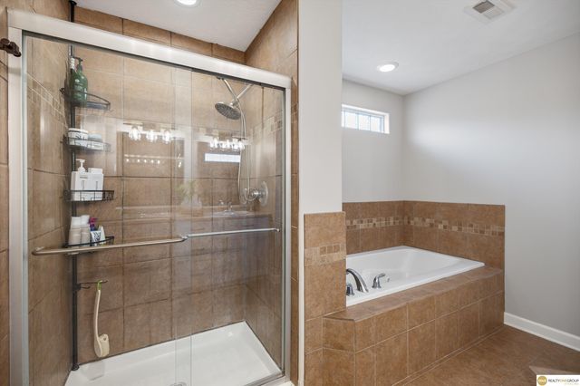 6527 S 176 Street, Omaha, NE 68135