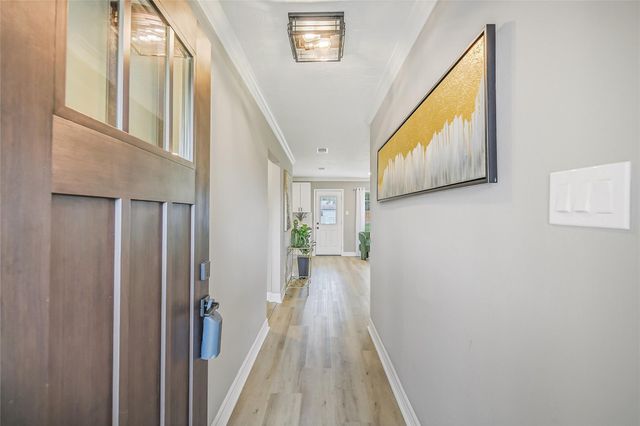 8333 Lanham Lane, Houston, TX 77075