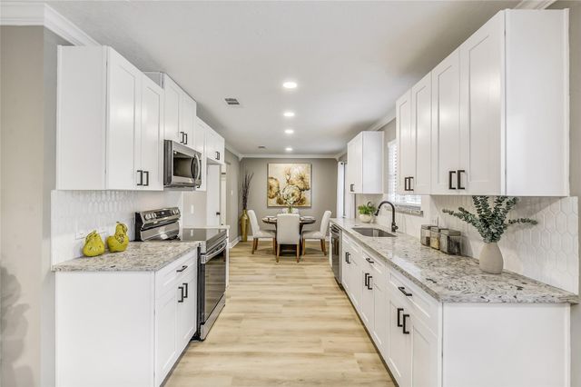 8333 Lanham Lane, Houston, TX 77075