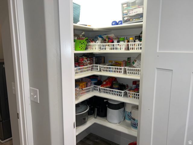 762 N WHITE HORSE DR, Spanish Fork, UT 84660