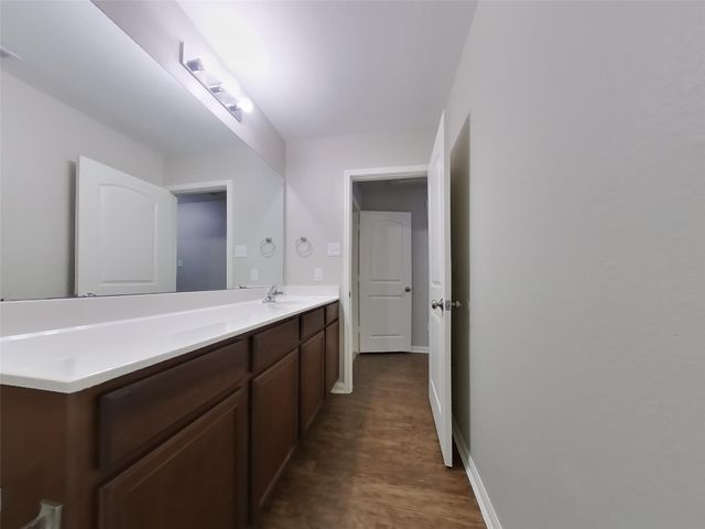 2322 Oyster Bay Avenue, Texas City, TX 77568