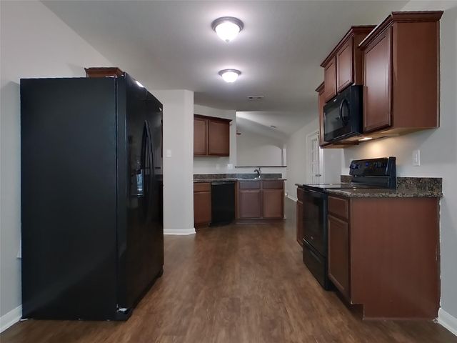 2322 Oyster Bay Avenue, Texas City, TX 77568