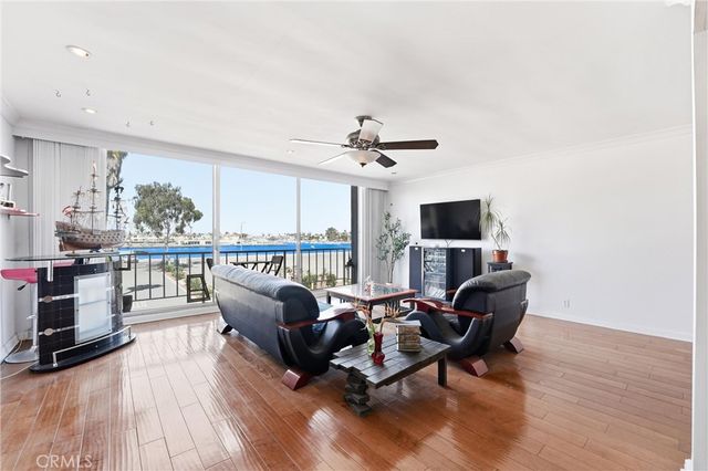 383 Bay Shore Avenue 307, Long Beach, CA 90803