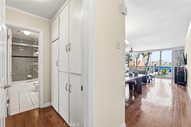 383 Bay Shore Avenue 307, Long Beach, CA 90803