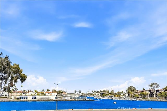 383 Bay Shore Avenue 307, Long Beach, CA 90803